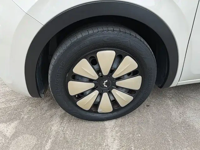 Wuling Bingo — Фото автомобиля 22