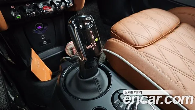 Mini Cooper — Фото автомобиля 7