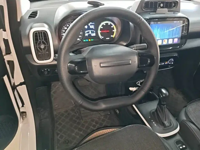 Roewe Clever — Фото автомобиля 10