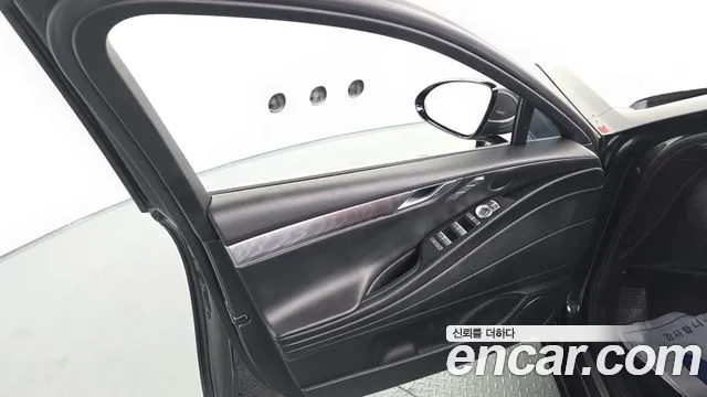 Genesis G80 RG3 — Фото автомобиля 13