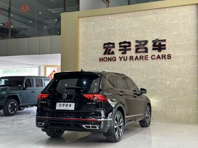 Volkswagen Tiguan L — Фото автомобиля 7