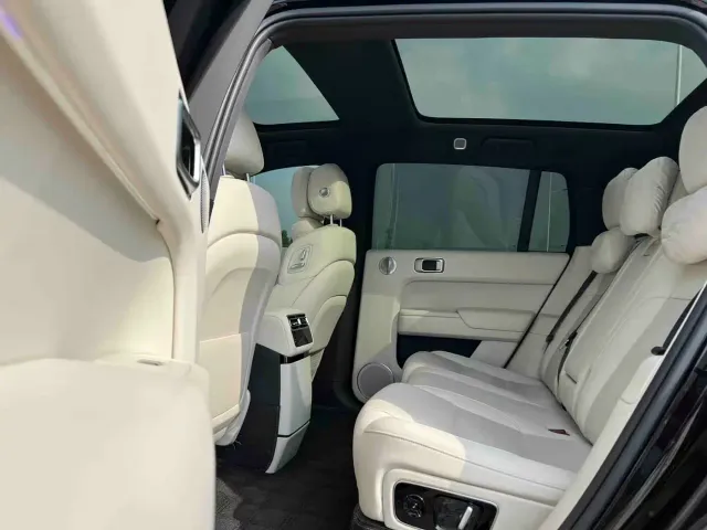 Li Auto L7 — Фото автомобиля 6