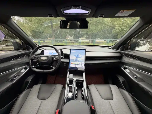 Geely Boyue — Фото автомобиля 16