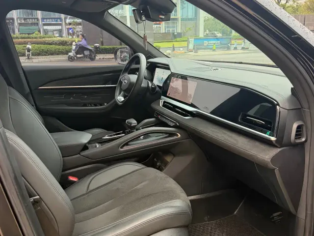 Geely Xingyue L — Фото автомобиля 16