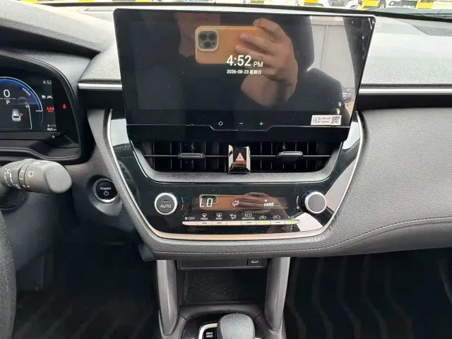 Toyota Corolla Cross — Фото автомобиля 13