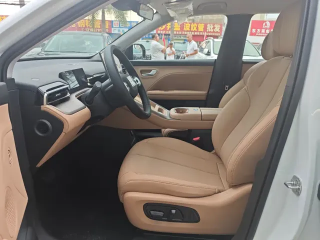 GAC Trumpchi GS4 — Фото автомобиля 4