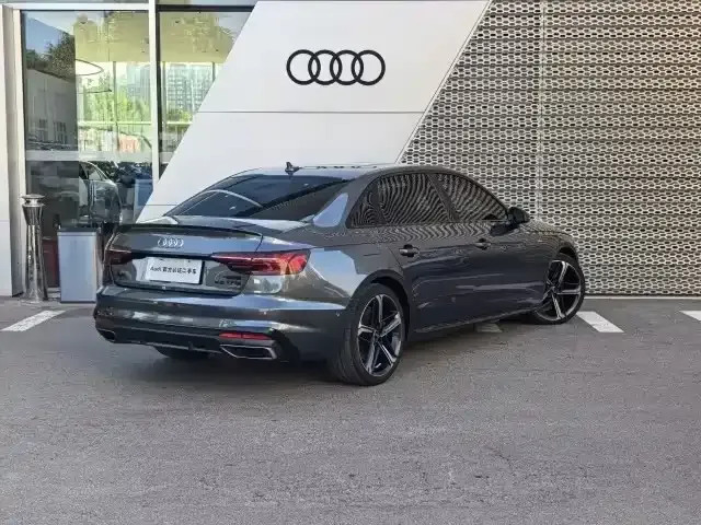 Audi Audi A4L 2022 45 TFSI quattro Premium Dynamic — Фото автомобиля 5