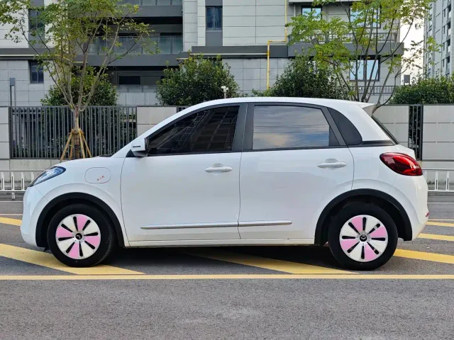 Wuling Bingo — Фото автомобиля 2