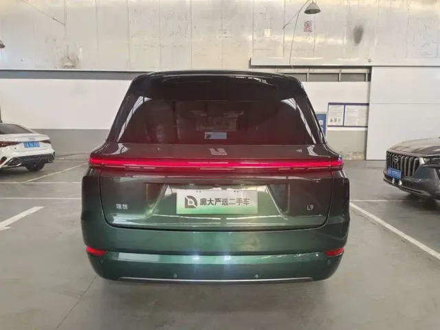 Li Auto L9 — Фото автомобиля 5