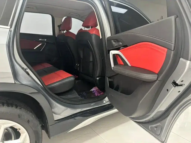 BMW X1 — Фото автомобиля 8