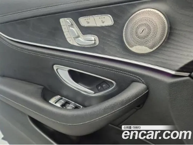 Mercedes-Benz E-Class W213 — Фото автомобиля 15