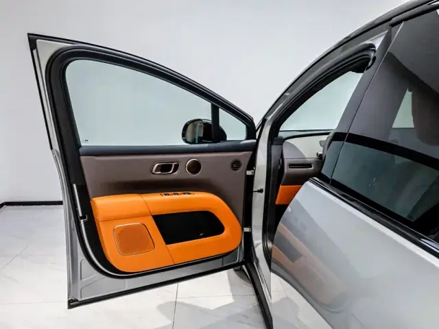 Li Auto i6 — Фото автомобиля 9