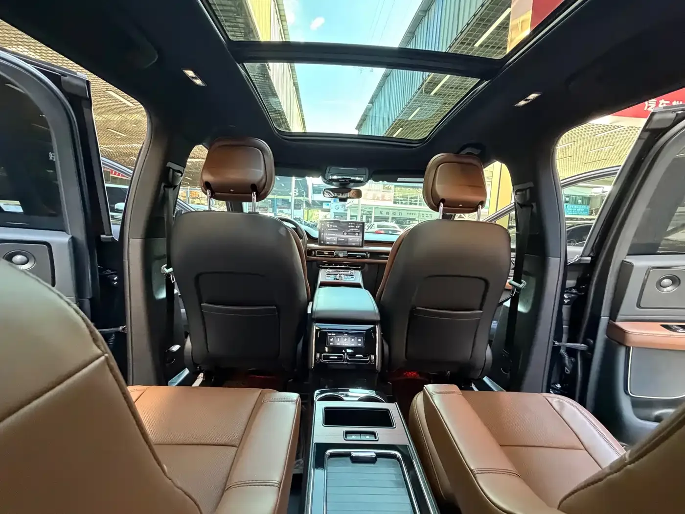 Lincoln Aviator 2021 3.0T V6 4WD Elegance Edition — Фото автомобиля 24