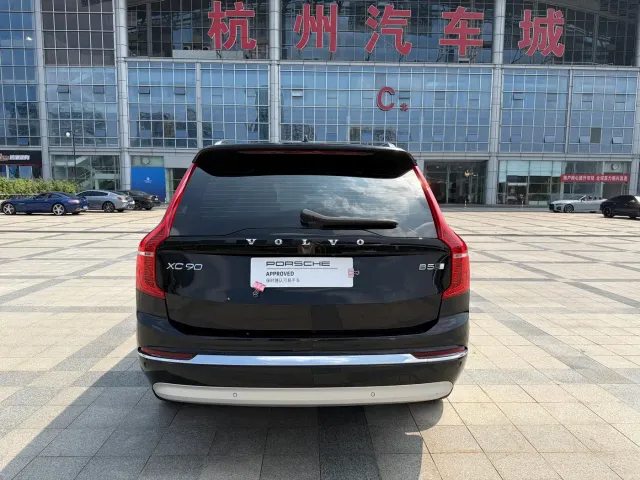 Volvo Volvo XC90 2022 B5 Smart Luxury Edition 5-seater — Фото автомобиля 14