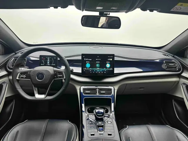 BYD Qin PLUS — Фото автомобиля 9