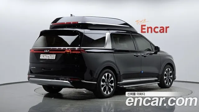Kia Canival Carnival 4 поколение Бензин 4 места Hi-Limousine — Фото автомобиля 2