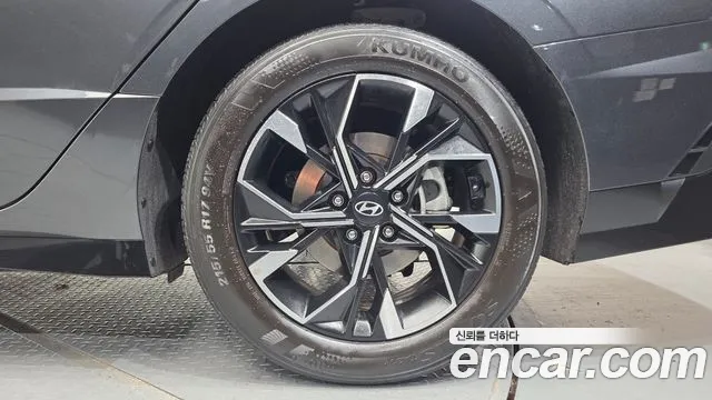 Hyundai Sonata — Фото автомобиля 6