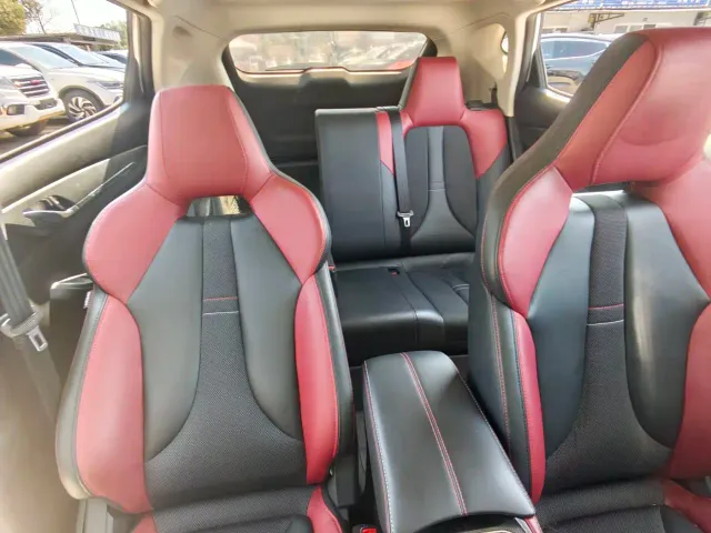 Changan Oushang X5 — Фото автомобиля 11