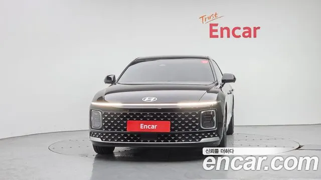Hyundai Grandeur Grandeur (GN7) 2.5 Бензин 2WD — Фото автомобиля 3