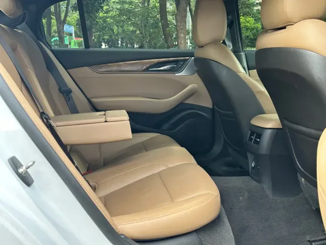 Cadillac CT5 — Фото автомобиля 13
