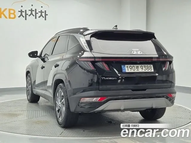 Hyundai Tucson — Фото автомобиля 3