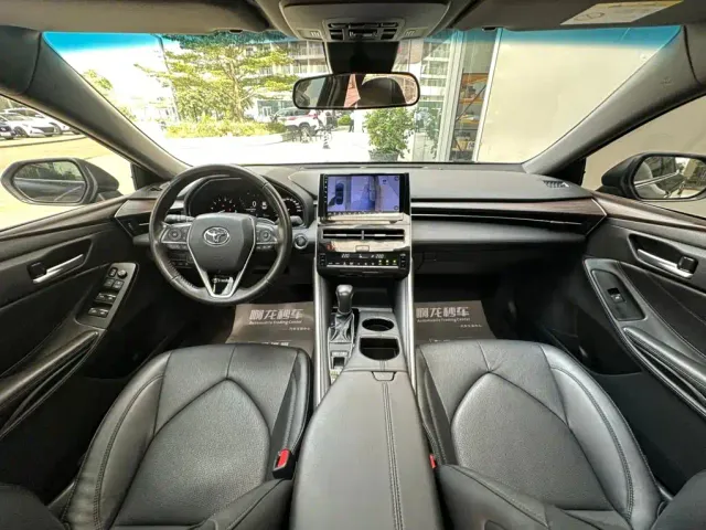 Toyota Avalon — Фото автомобиля 6