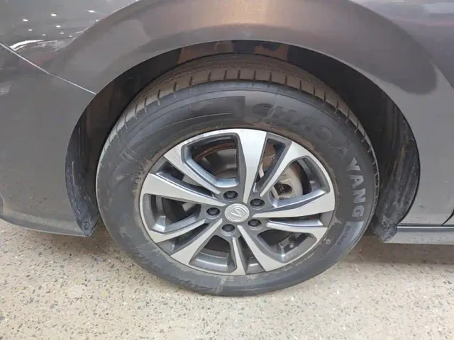 Changan Eado — Фото автомобиля 22