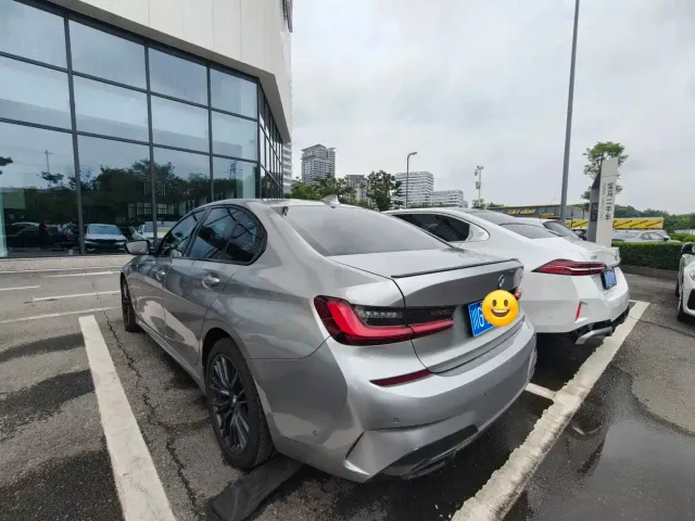 BMW 3 Series — Фото автомобиля 2