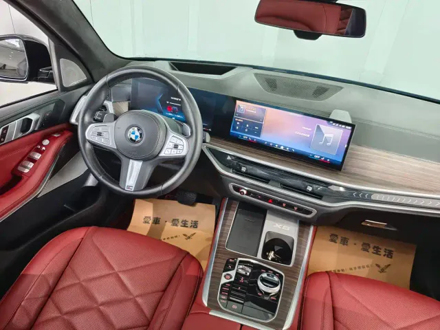 BMW X5 — Фото автомобиля 9