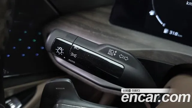 Kia K8 Hybrid — Фото автомобиля 27