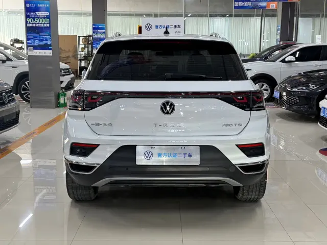 Volkswagen T-Roc — Фото автомобиля 5