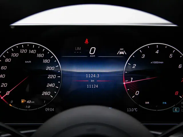 Mercedes-Benz C-Class — Фото автомобиля 10