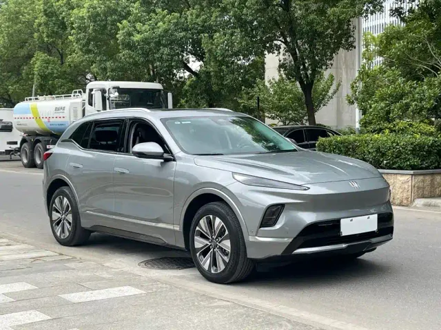 Buick E5 — Фото автомобиля 4