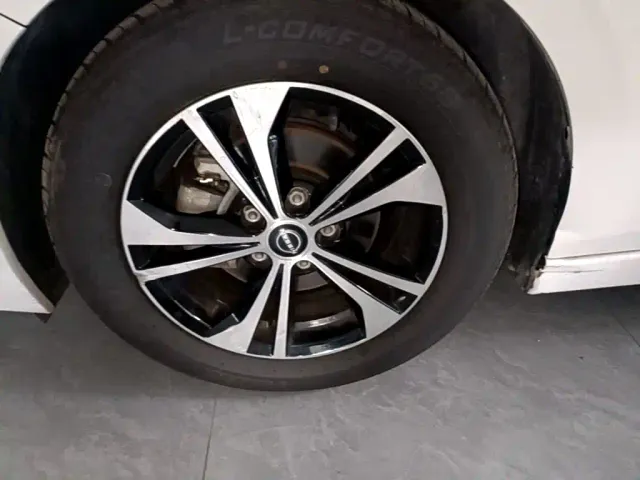 Nissan Sylphy — Фото автомобиля 22