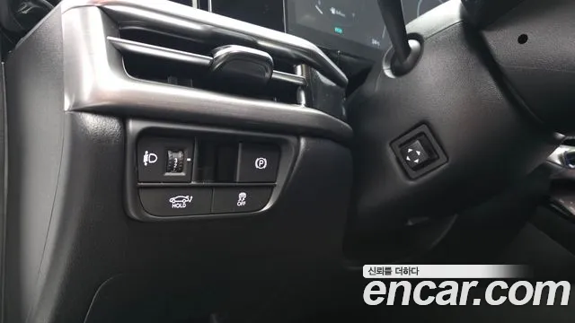 Hyundai Grandeur Grandeur (GN7) 2.5 Бензин 2WD — Фото автомобиля 18
