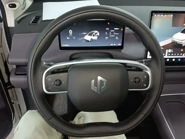 Leapmotor C10 — Фото автомобиля 10