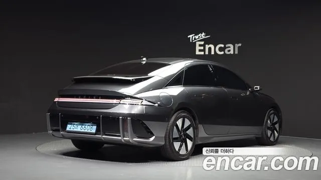 Hyundai Ioniq 6 — Фото автомобиля 2