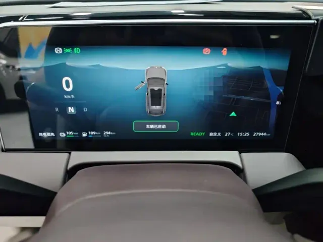 Leapmotor C11 — Фото автомобиля 11