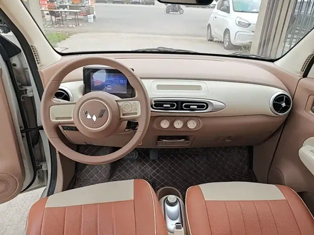 Wuling Hongguang Mini EV — Фото автомобиля 9