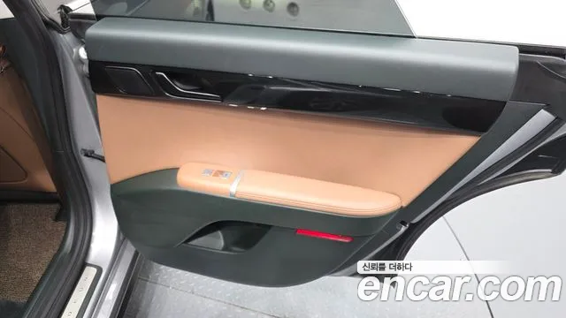 Hyundai Grandeur Grandeur (GN7) — Фото автомобиля 24