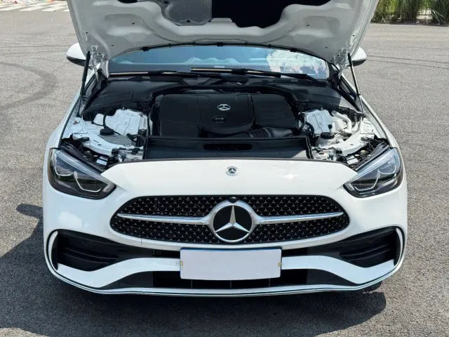 Mercedes-Benz C-Class — Фото автомобиля 19