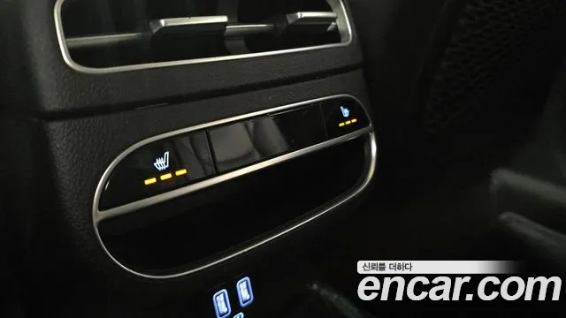 Genesis GV70 2.5T Бензин 2WD — Фото автомобиля 28