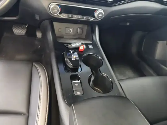 Nissan Sylphy — Фото автомобиля 13