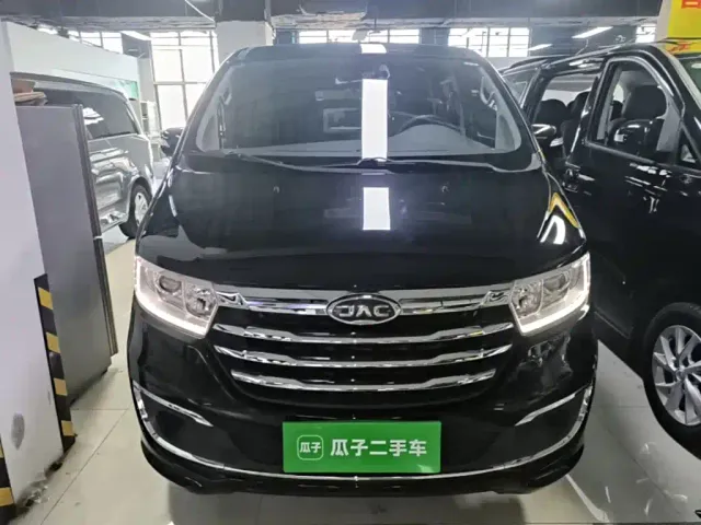 JAC Refine M3 — Фото автомобиля 2