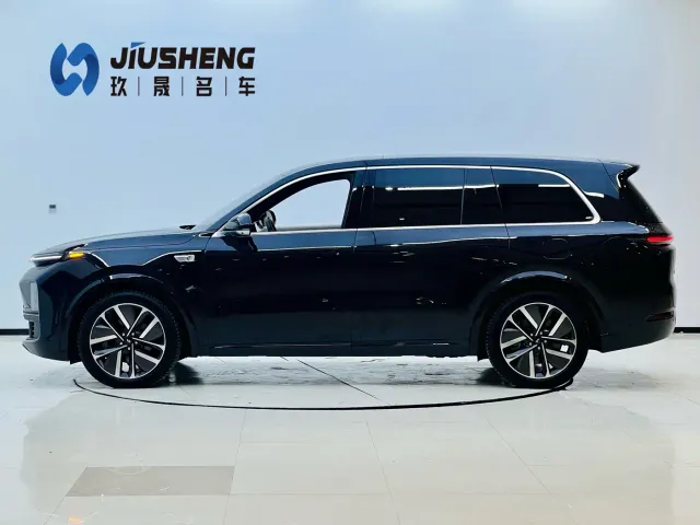 Li Auto L9 — Фото автомобиля 3