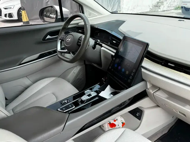Hyundai Custo — Фото автомобиля 12