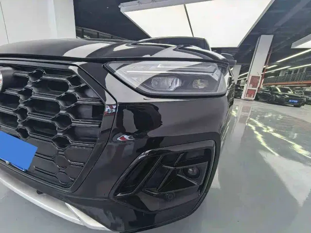 Audi Q5L — Фото автомобиля 17
