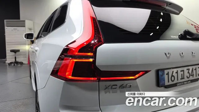 Volvo XC60 2nd Gen — Фото автомобиля 8