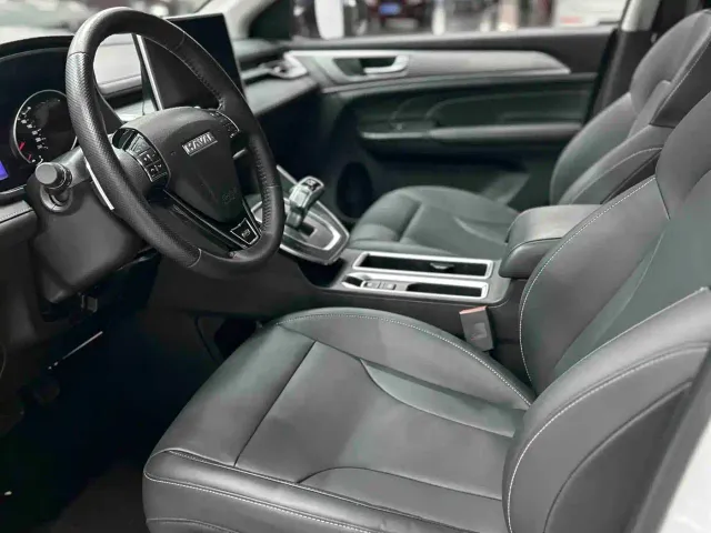 Haval M6 — Фото автомобиля 11