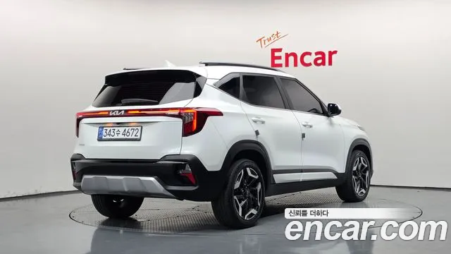Kia Seltos — Фото автомобиля 2